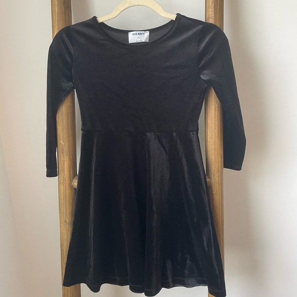 Black Velvet Long Sleeve dress - Picture 1 of 3
